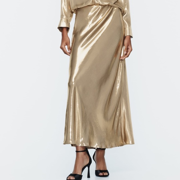 ZARA 2 PIECES MATCHING SET METALLIC HALTER TOP AND LONG METALLIC SKIRT - Picture 14 of 16